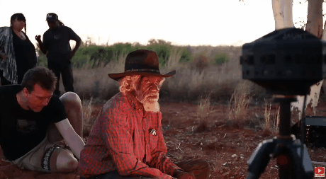 式与VR电影的关键一年｜年度专题麻将胡了试玩走出未来叙事苹果沉浸(图2)